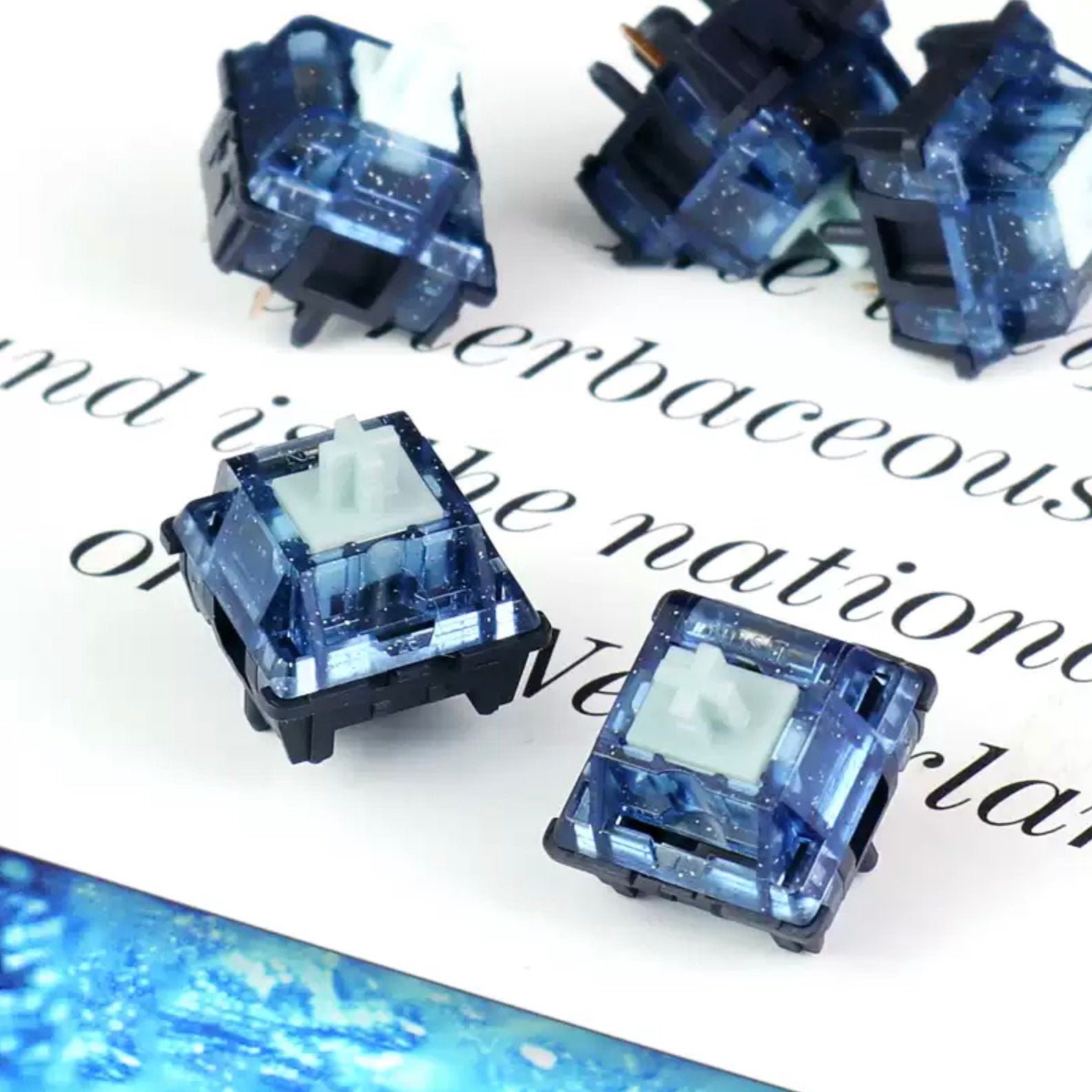 Qube Yinghai Axis Glitter Customized Axis